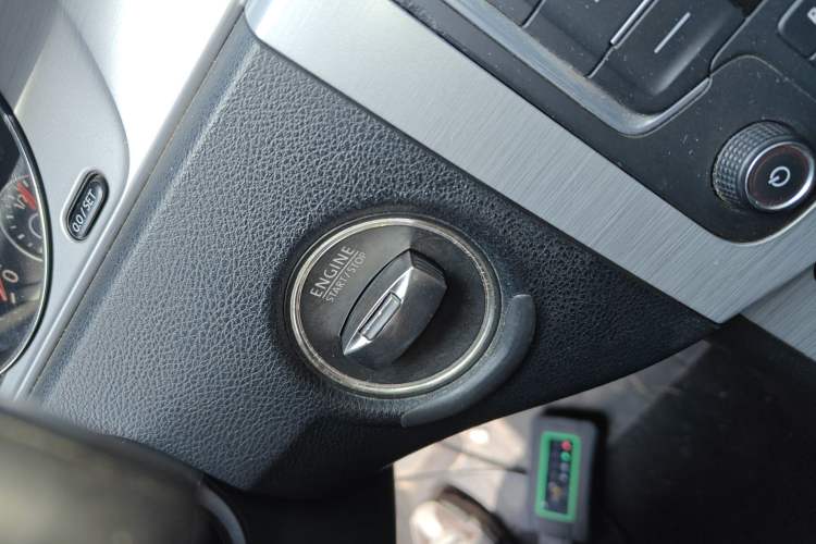 Used Volkswagen Magotan 2016 1.8TSI Smart Comfort Model Interior 1