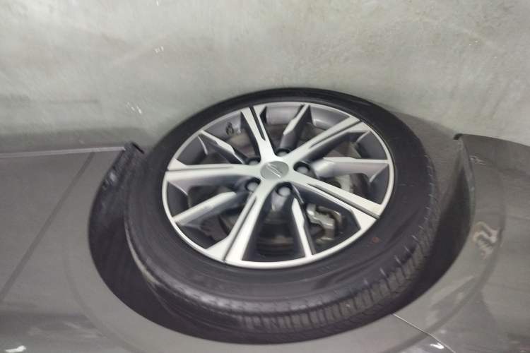 Used Geely Auto Emgrand 2022 4th Generation 1.5L CVT Luxury Model
