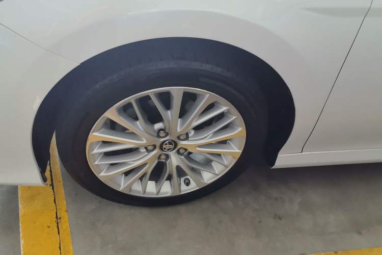 Used Toyota Camry 2018 2.5G Luxury Edition Left Front Wheel Hub
