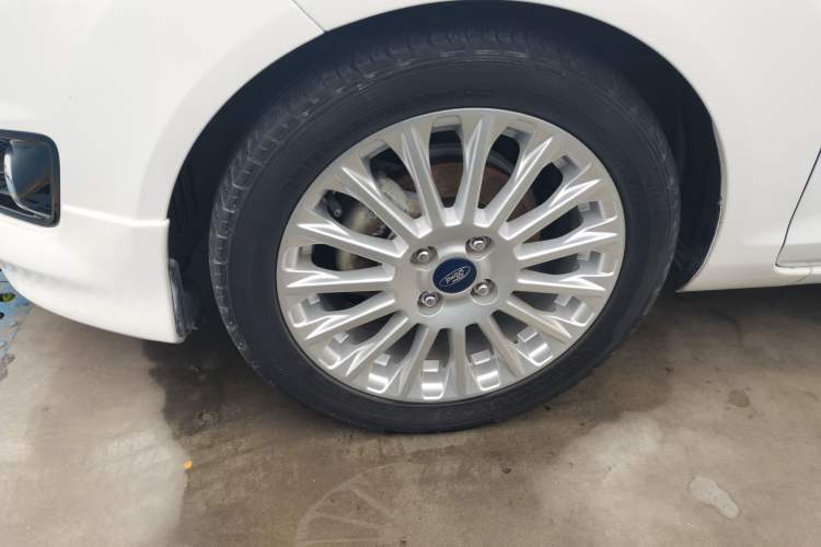 Used Ford Fiesta 2014 Hatchback 1.0 GTDi Automatic Dynamic Model