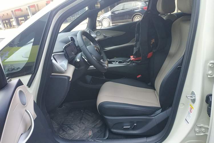 Used BYD Dolphin 2025 Smart Drive Version 420 km Freedom Edition