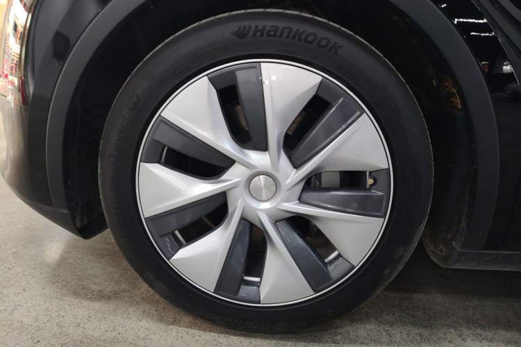 Used Tesla Model Y 2022 Rear-Wheel-Drive Version
