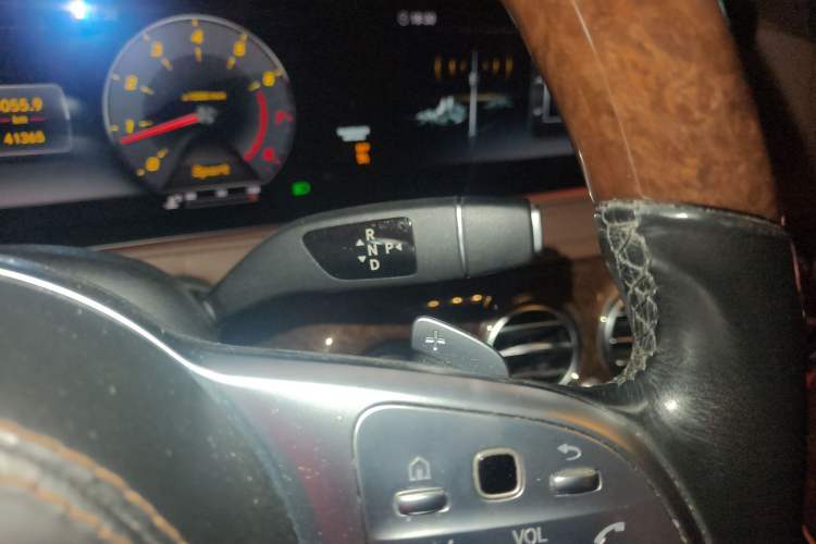 Used Mercedes-Benz S-Class 2019 S 350 L Executive Edition Gear Lever