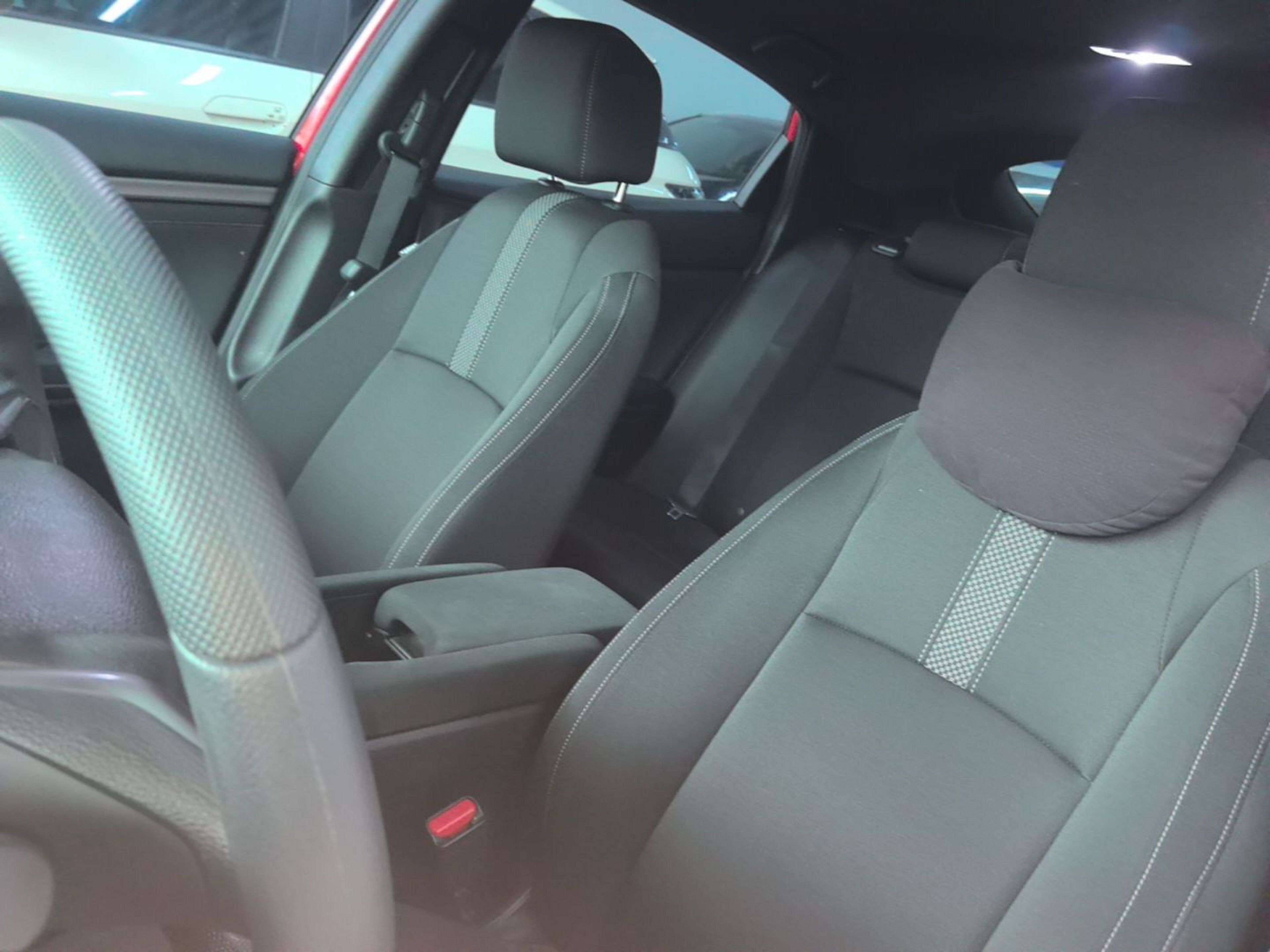 Interior delantero