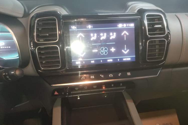 Used Citroen C5 AIRCROSS 2019 350THP Enjoyment Model China V Standard Audio And AC Panel