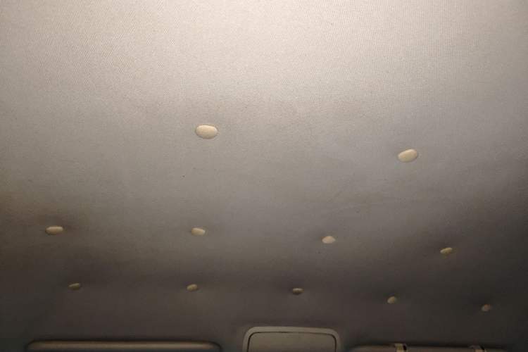 Used FAW Senya R7 2016 1.6L Manual Luxury Model
