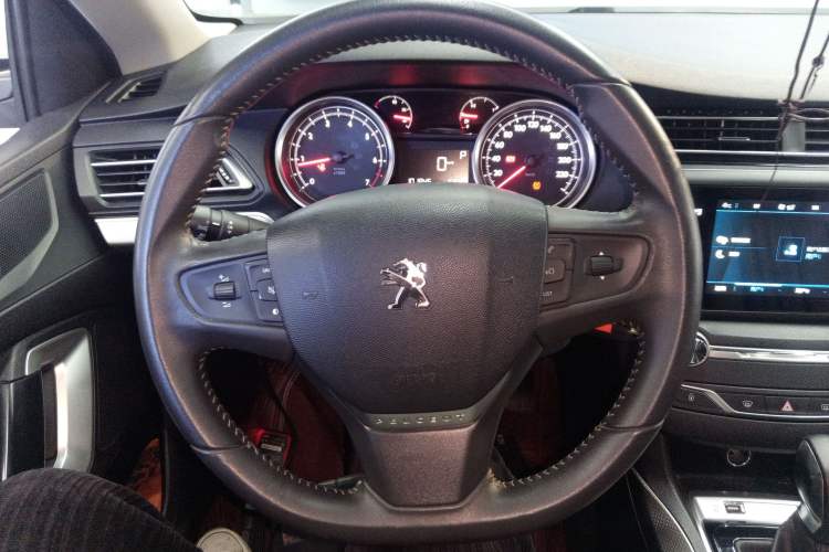 Used Peugeot 408 2019 360THP Automatic Prestige Edition China VI Standard Steering Wheel