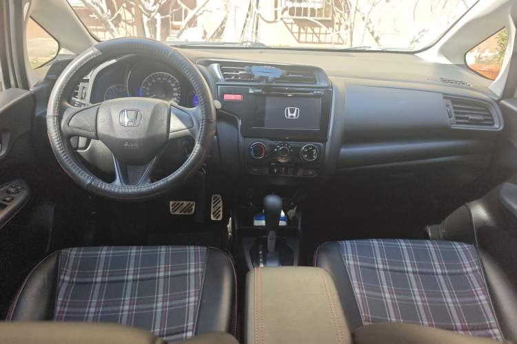 Used Honda Fit 2016 1.5L LXS CVT Comfort Sunroof Version