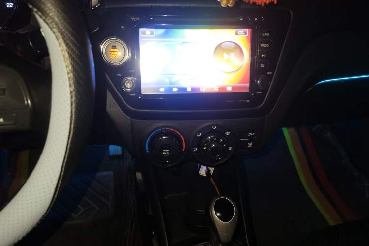 Used Kia K2 2012 Sedan 1.6L Automatic Transmission Premium Commemorative Edition
