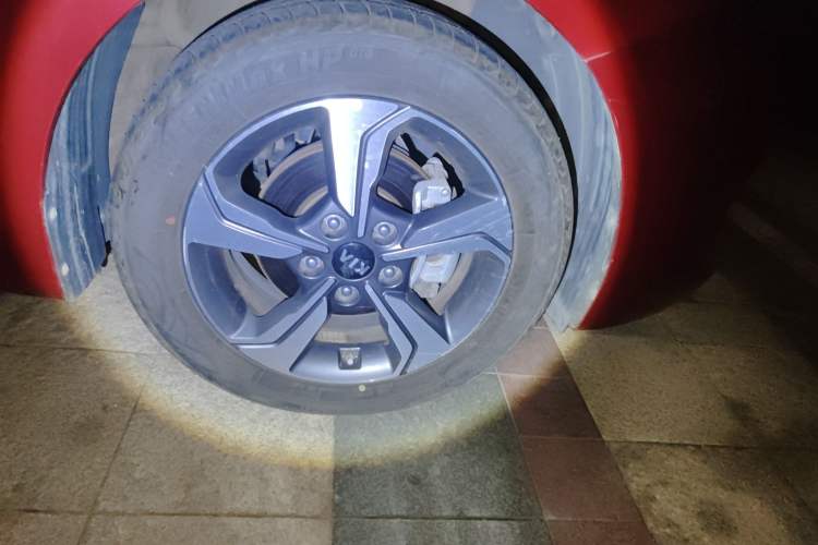 Used Kia K3 2019 1.5L CVT New Sharp Edition Right Front Wheel Hub