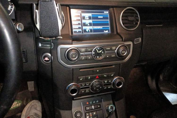 Used Land Rover Discovery 2015 3.0 SC V6 HSE
