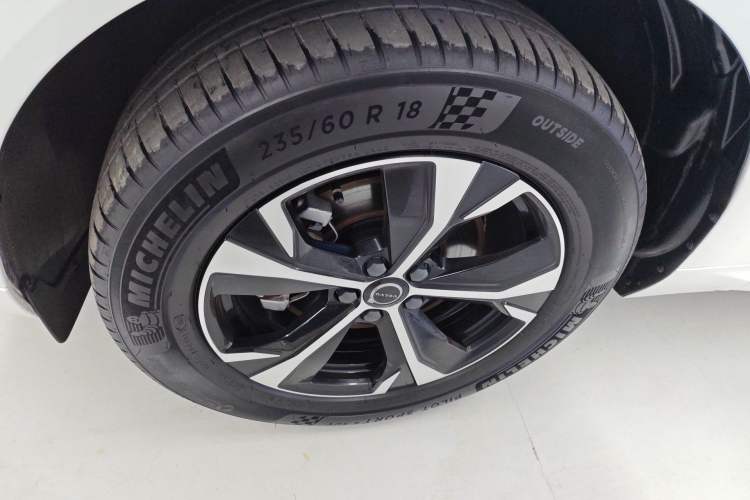 Used Volvo XC60 2026 B5 4x4 Smart Luxury Edition