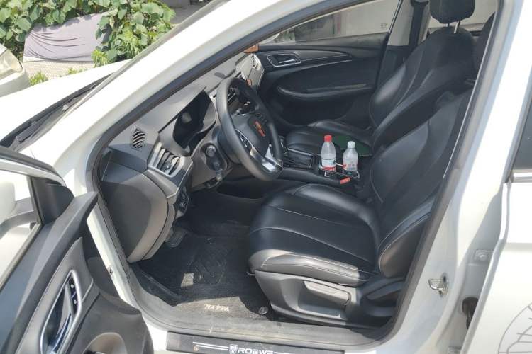 Used Roewe i5 2020 1.5L Automatic 4G Connect Luxury Flagship Edition