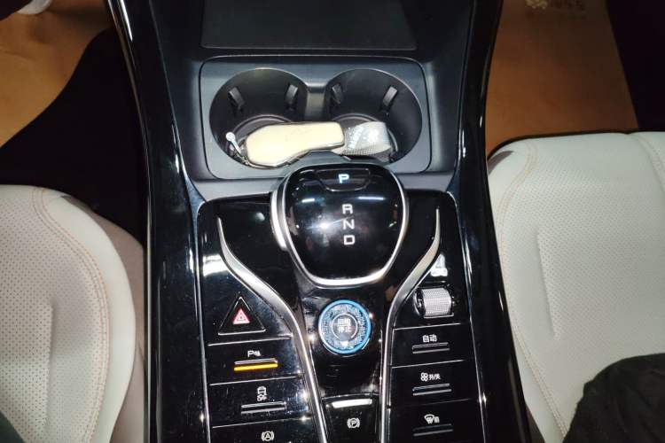 Used BYD Qin PLUS 2024 HONOR Edition DM-i 55KM Leading Model