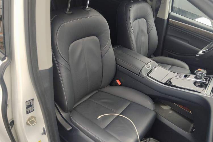 Used GAC Trumpchi M8 2021 Lingxiu Series 390T Deluxe Edition Right Front Seat