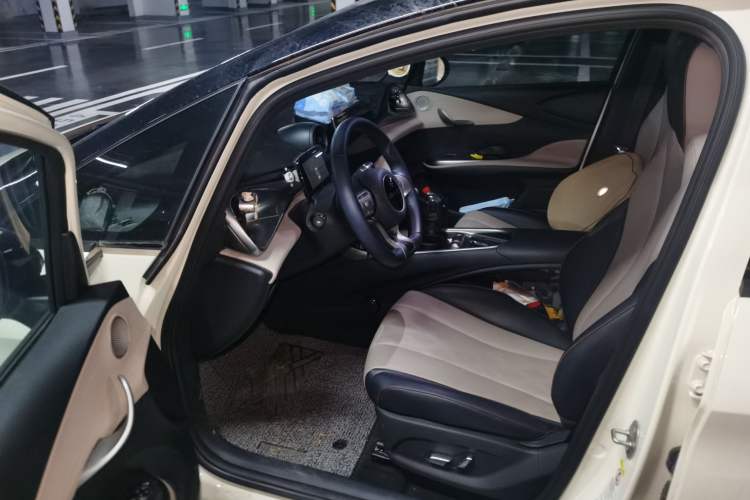 Used BYD Dolphin 2023 420 km Fashion Edition