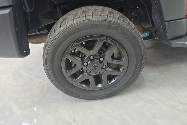 Used BAIC Off-Road BJ40 2017 40L 2.3T Automatic All-Wheel Drive Ring of the Tower Champion Edition