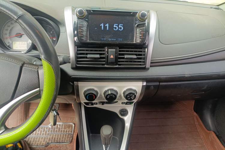 Used Toyota YARiS L Zhi Xuan 2015 1.5G Automatic Xuan Dong Sunroof Special Edition Audio And AC Panel