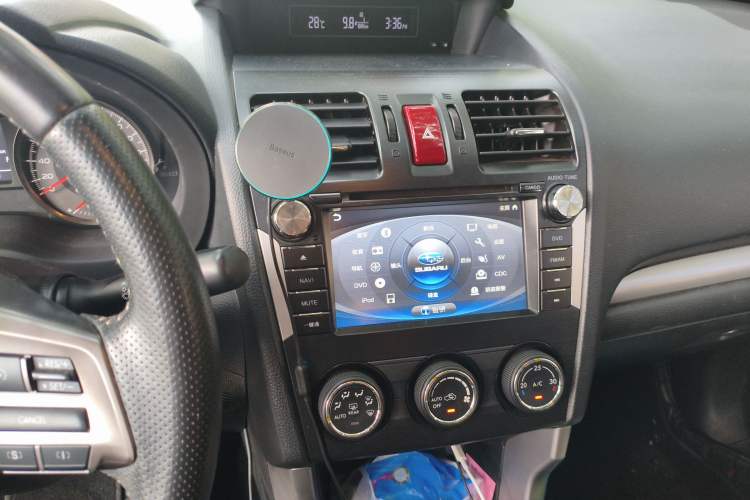 Used Subaru Forester 2014 2.5i Automatic Elite Edition Audio And AC Panel