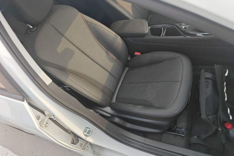 Used Buick Verano 2023 Pro Enjoyment Edition Right Front Seat