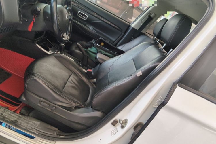 Used Mitsubishi Outlander 2018 2.0L Two-Wheel Drive Glory Edition 5 Seats Left Front Seat