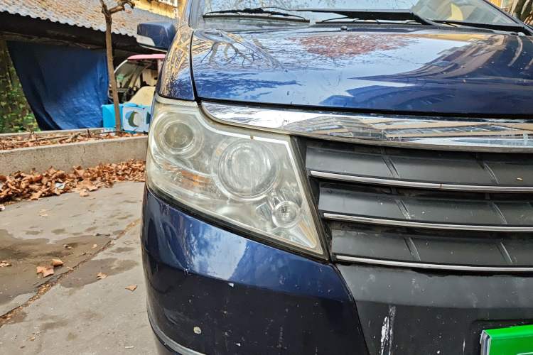 Used Dongfeng Shuaike 2011 1.6L Manual Comfort 7-Seater