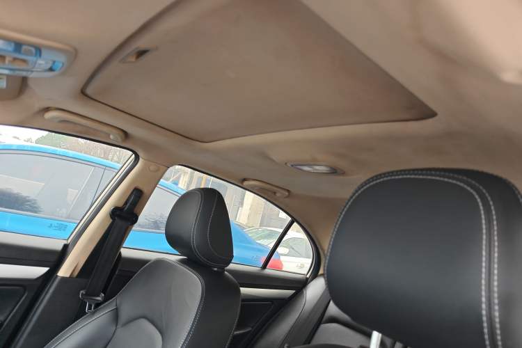 Used Geely Auto Emgrand 2018 1.5L Manual Upward Connect Edition
