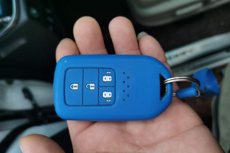 Used Honda Odyssey 2015 Revised 2.4L Luxury Edition
