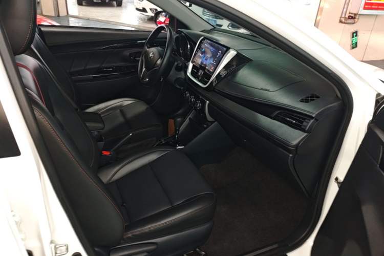 Used Toyota YARiS L Zhi Xuan 2022 X-Trail 1.5L CVT Luxury PLUS Edition
