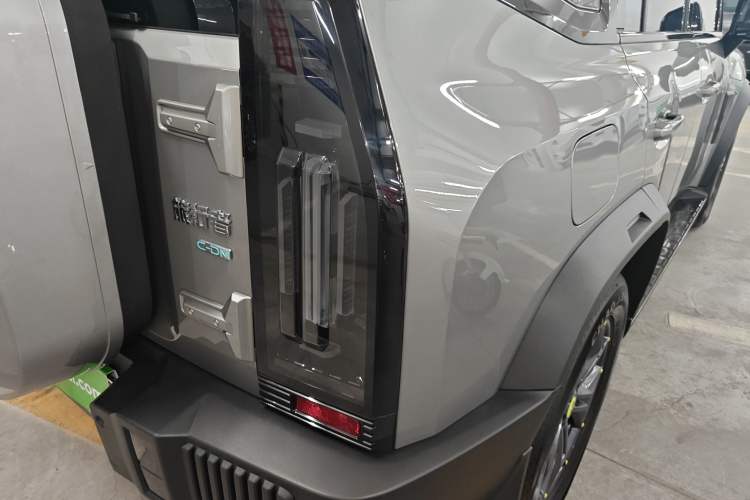 Used JETOUR Shanhai Traveler C-DM 2024 C-DM 129KM Linye Edition Right Rear Taillight