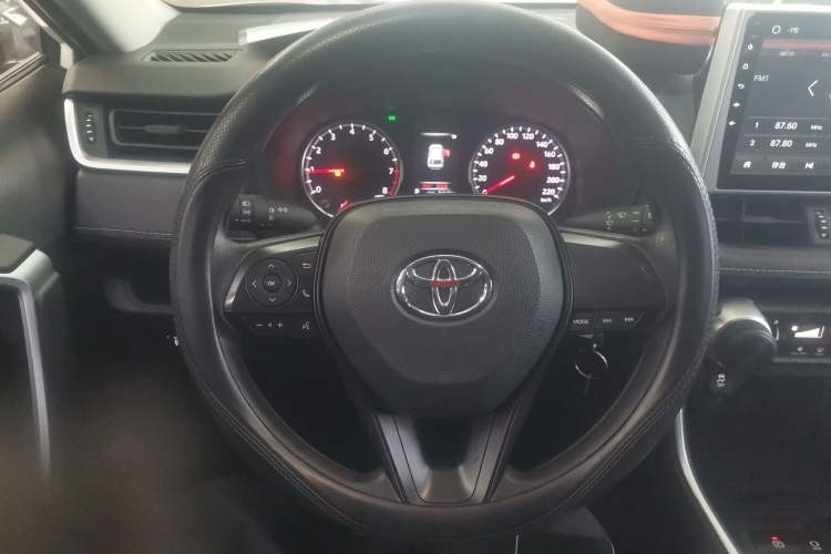 Used Toyota Wildlander 2023 2.0L CVT Two-Wheel Drive Leading Edition
