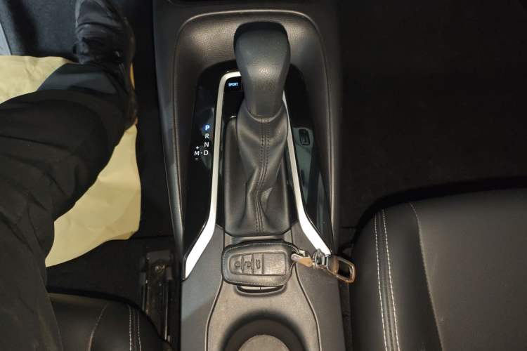 Used Toyota Levin 2019 185T CVT Luxury Edition China VI Standard Gear Lever
