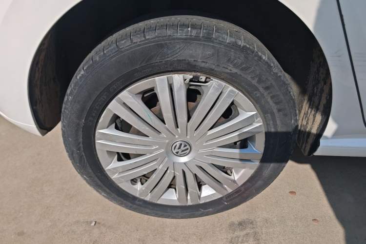 Used Volkswagen Polo 2016 1.6L Automatic Comfort Model Exterior 5