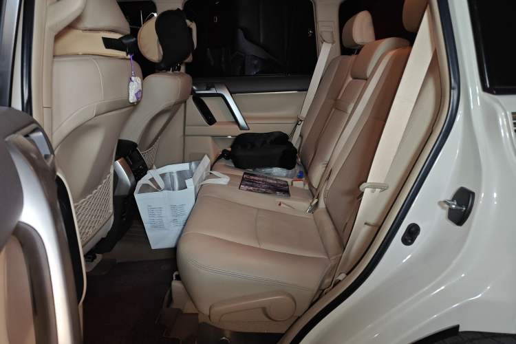 Used Toyota Prado 2018 3.5L Automatic TX-L NAVI Left Rear Seat