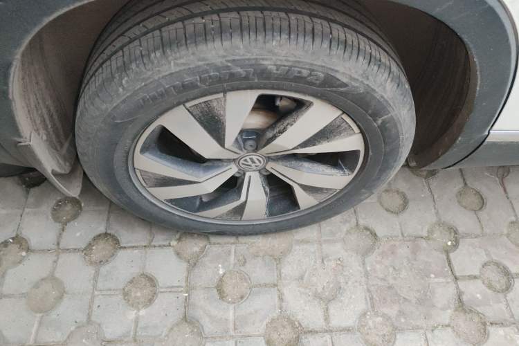 Used Volkswagen Tayron 2019 330TSI Two-Wheel Drive Luxury Model China VI Standard