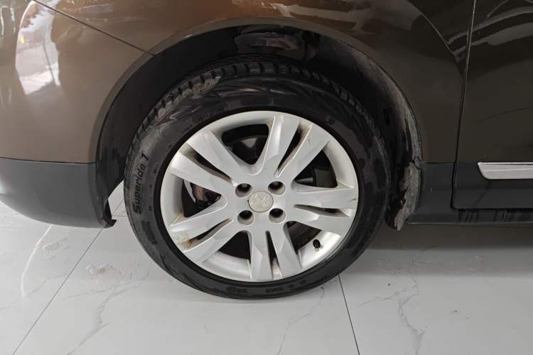 Used Peugeot 3008 2015 2.0L Automatic Classic Edition
