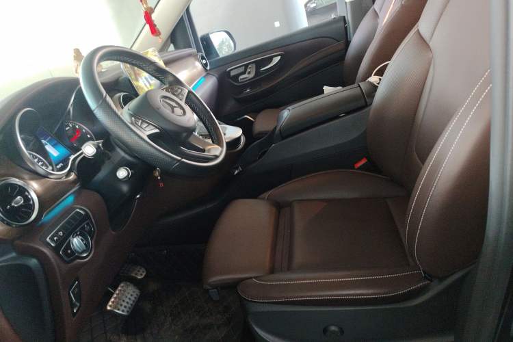 Used Mercedes-Benz V-Class 2022 V 260 L Long-wheelbase Luxury Edition
