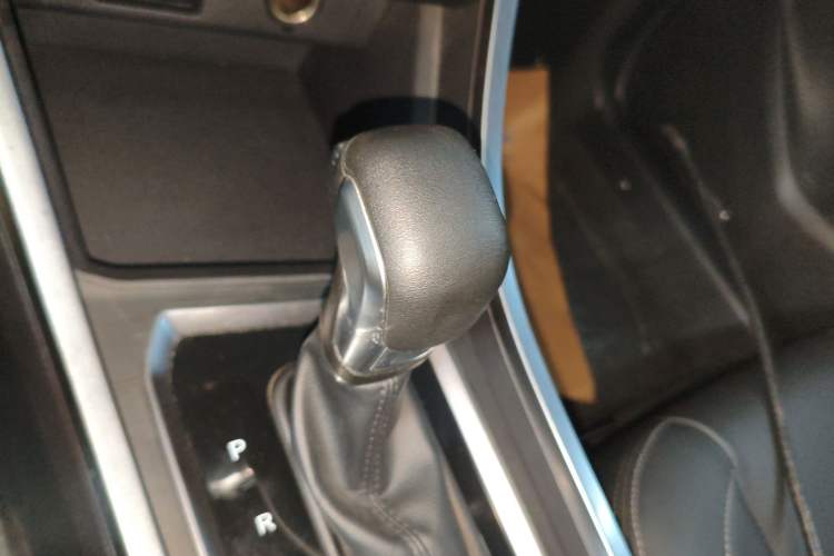 Used Chery Tiggo 3X 2021 PLUS 1.5L CVT Thrilling Red Date Edition Gear Lever