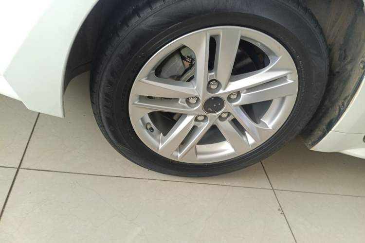 Used Toyota Levin 2019 185T CVT Entry-Level Version China VI Standard Exterior 4