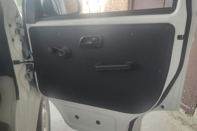 Used Jinbei Hiace X30 2024 1.5L Champion Edition Passenger Vehicle 5/6/7 Seats
