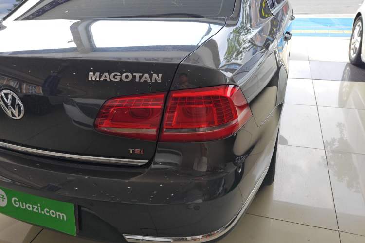 Used Volkswagen Magotan 2016 1.8TSI Smart Comfort Model
