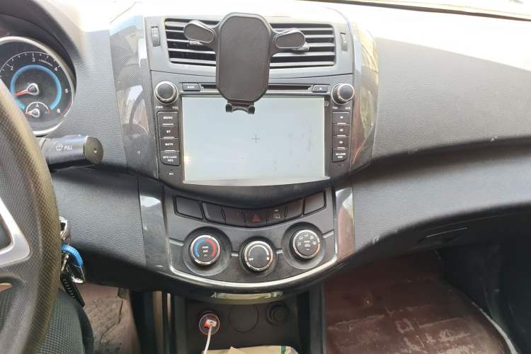 Used JDMC T7 2016 2.8T Two-Wheel-Drive Flagship Version with Extended Wheelbase JE493ZLQ4CB