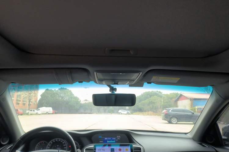 Used Honda Accord 2016 2.0L Luxury Edition
