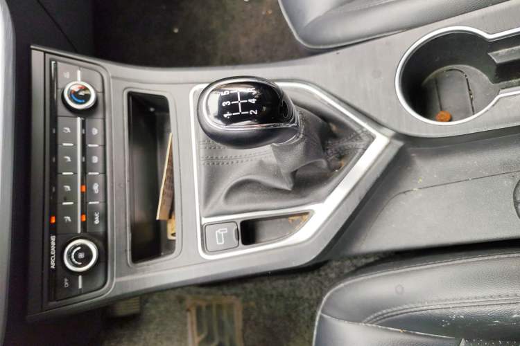 Used Geely Auto Vision 2020 1.5L Manual Asian Games Edition