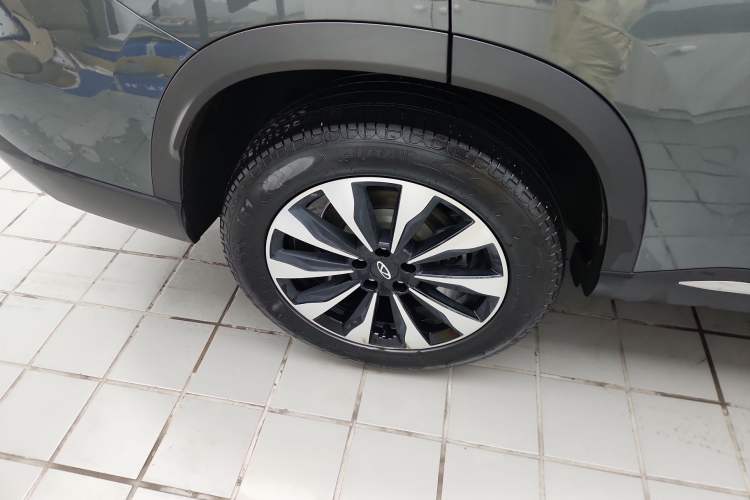 Used Chery Tiggo 8 PLUS 2025 290TGDI DCT Prestige 5-Seater Right Rear Wheel Hub