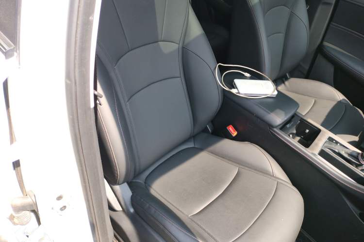 Used Roewe i5 2023 1.5L CVT Luxury Edition