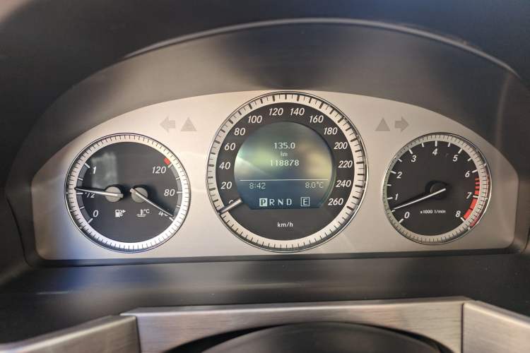 Used Mercedes-Benz GLK-Class 2011 GLK 300 4MATIC Fashion Model