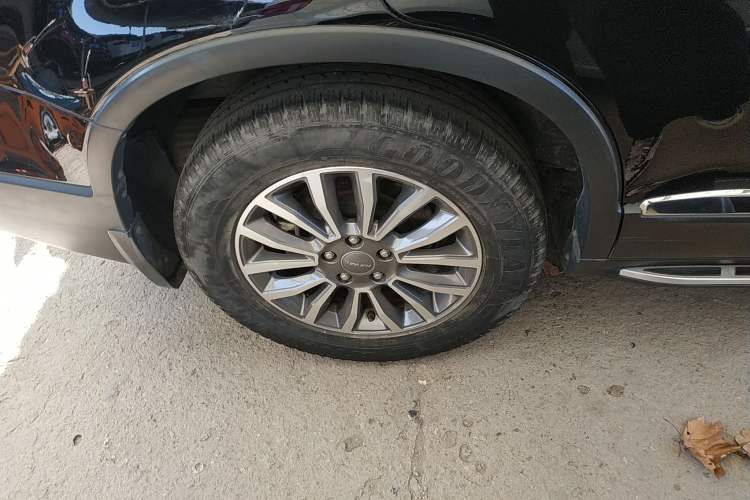 Used Haval H6 2015 Sport Edition 1.5T Automatic Two-Wheel Drive Luxury Model
