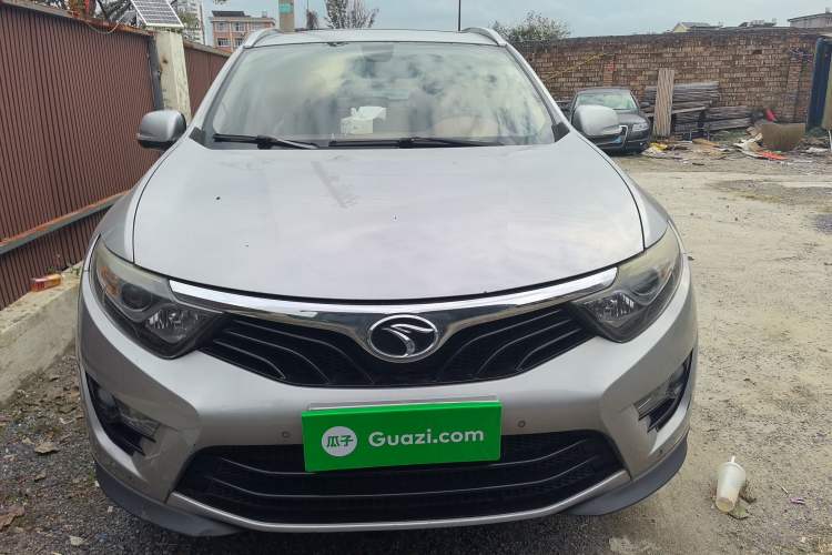 Used Soueast DX7 2015 1.5T Manual Luxury Model Front