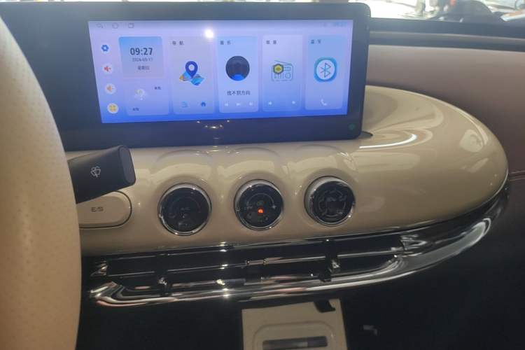 Used Wuling Bingo 2024 333 km Enjoyment Version

